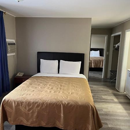 Timberly Motel Gaylord Esterno foto