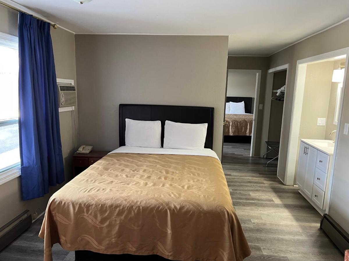 Timberly Motel Gaylord Esterno foto