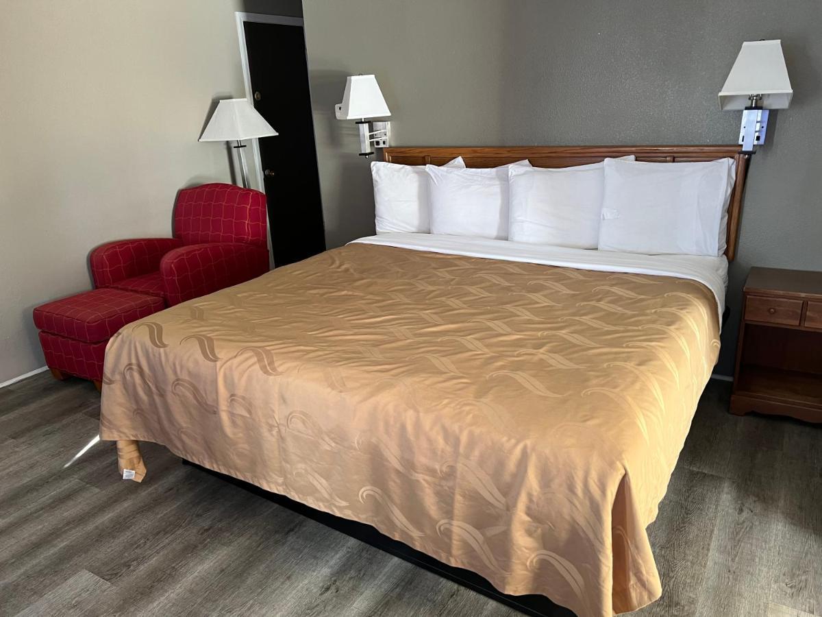 Timberly Motel Gaylord Esterno foto