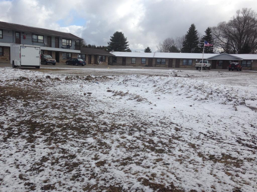 Timberly Motel Gaylord Esterno foto