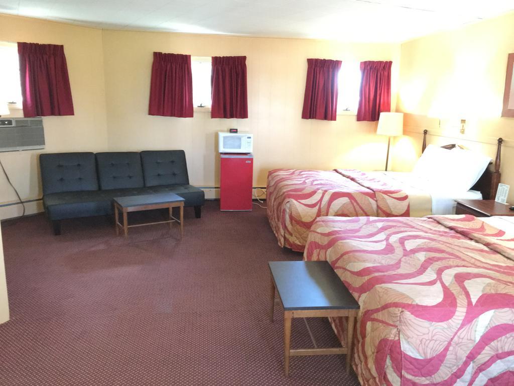 Timberly Motel Gaylord Esterno foto