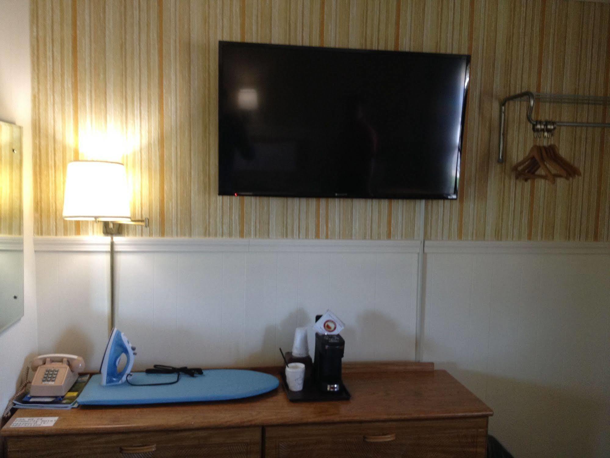 Timberly Motel Gaylord Esterno foto