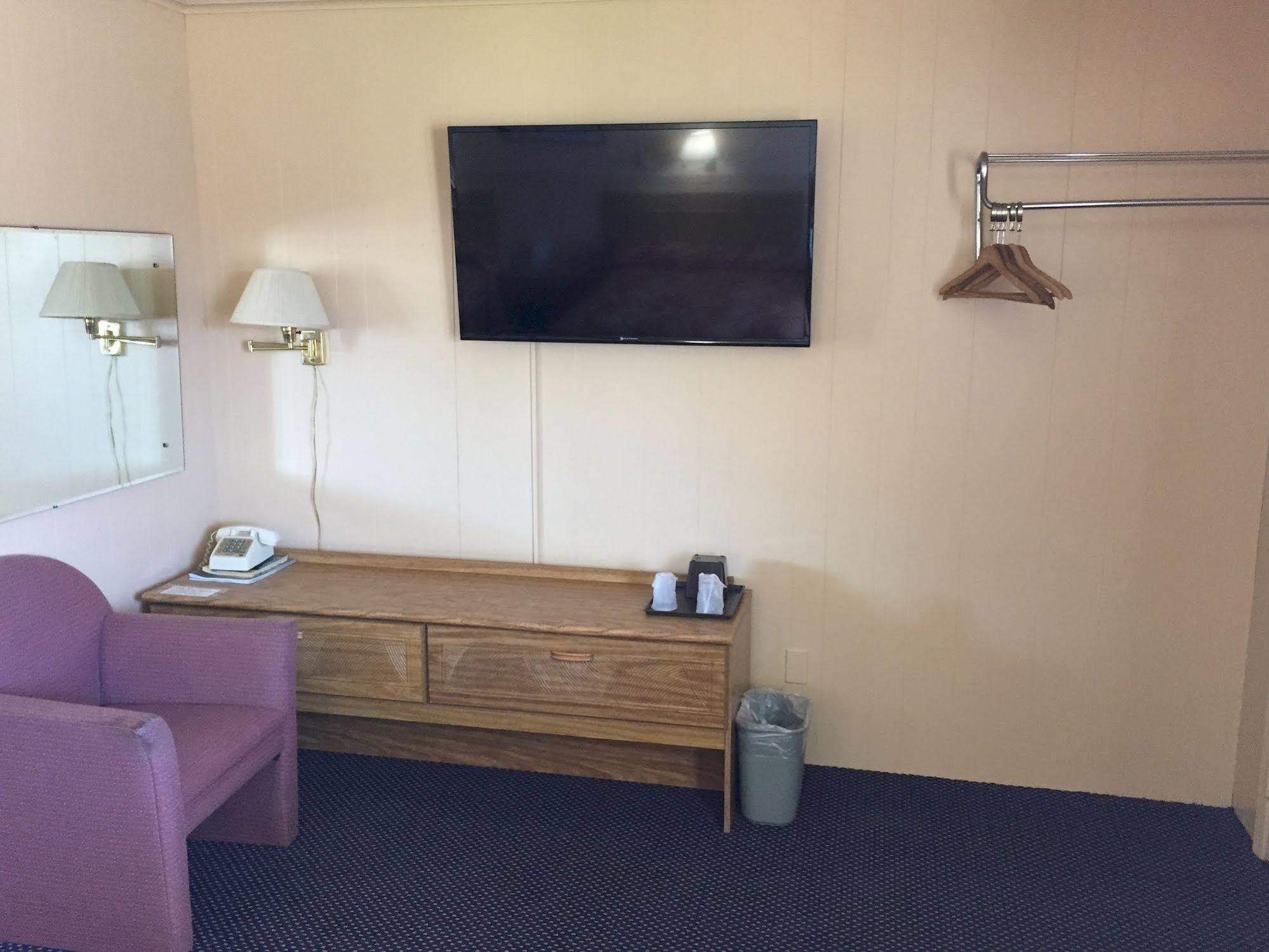 Timberly Motel Gaylord Esterno foto