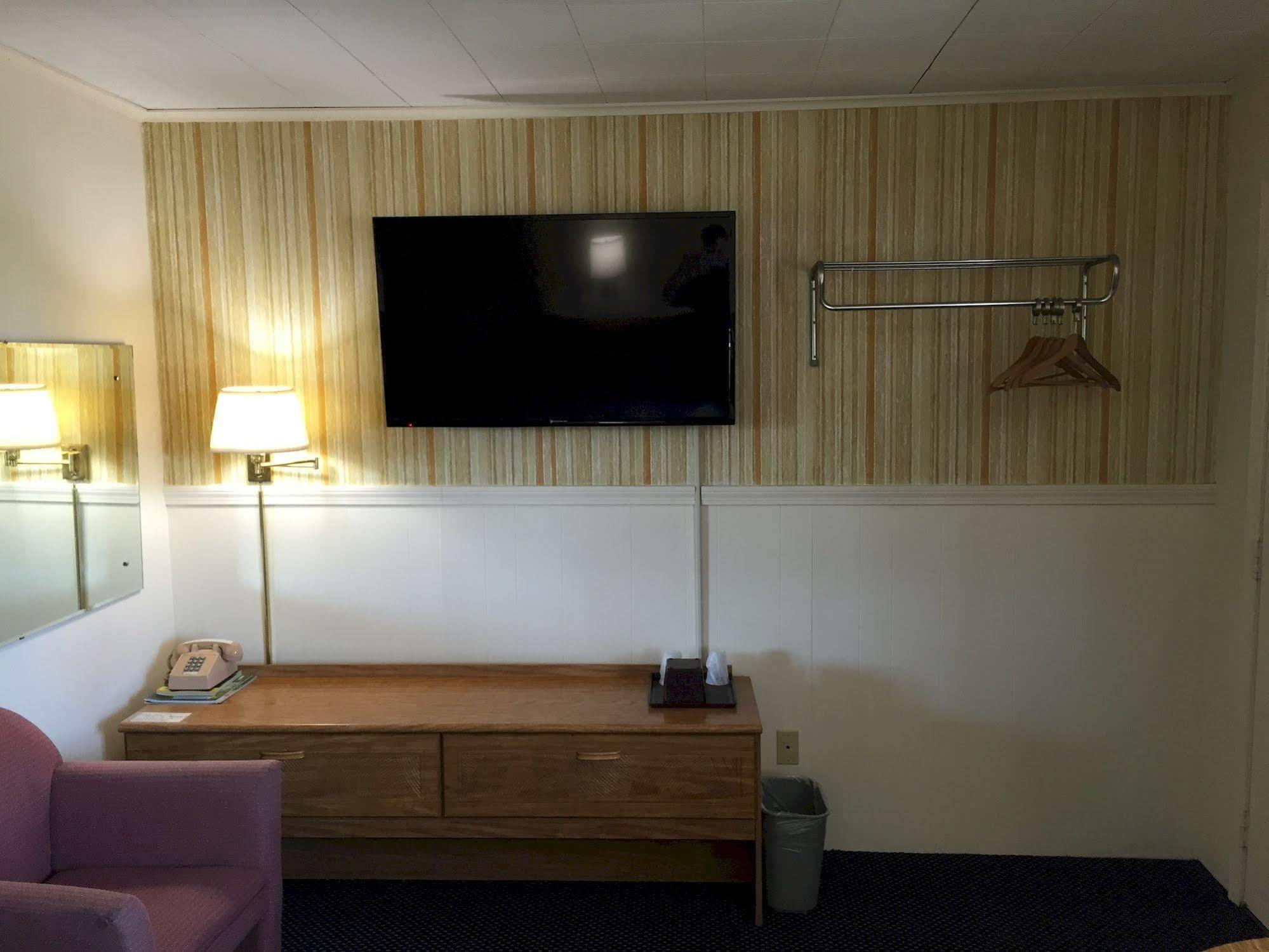 Timberly Motel Gaylord Esterno foto